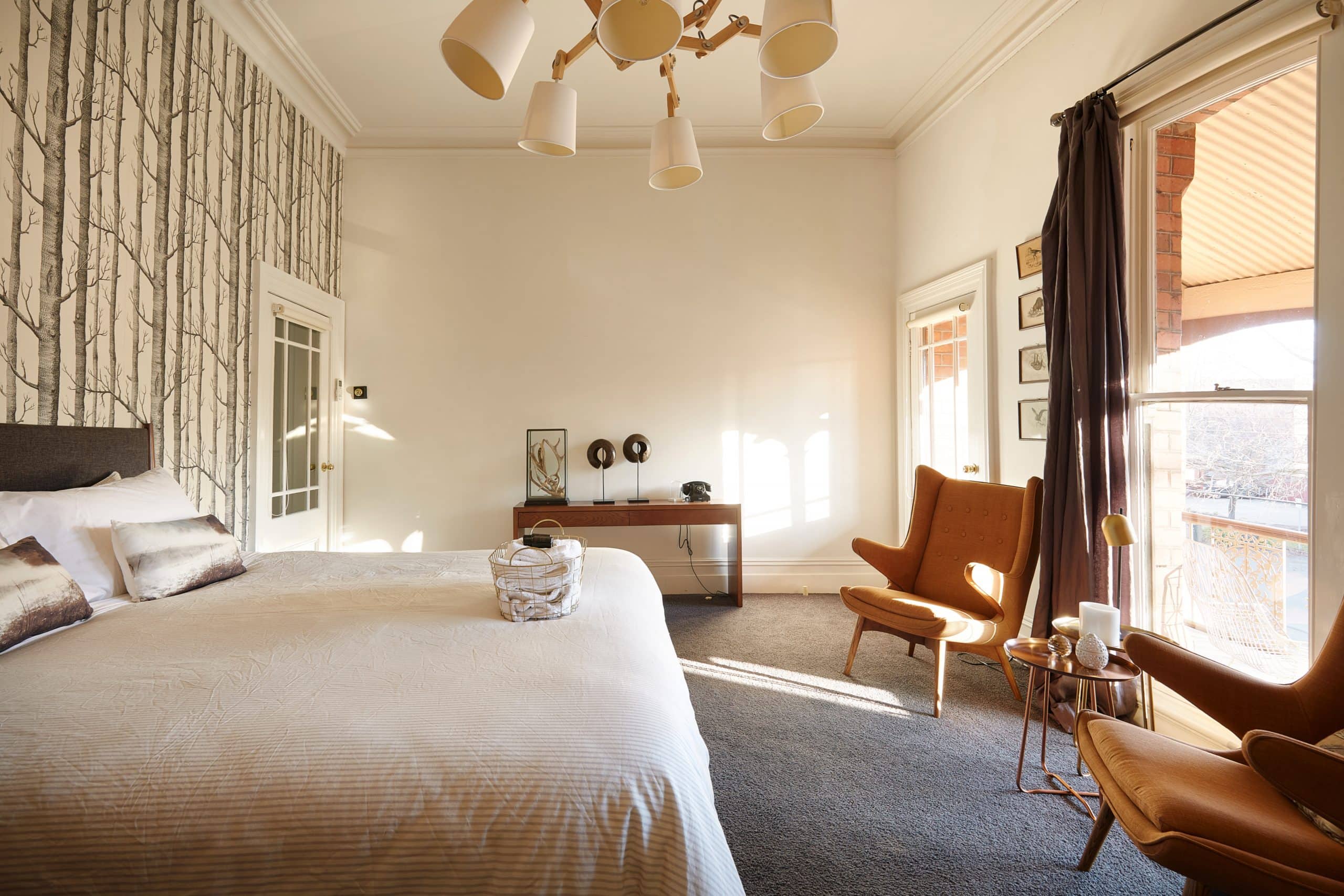 lascelles-grand-terrace-ballarat-accomodation-master-bedroom