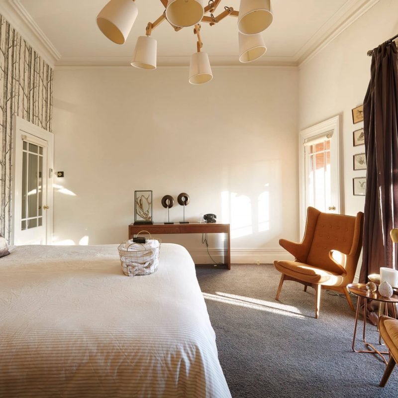 lascelles-grand-terrace-ballarat-accomodation-master-bedroom