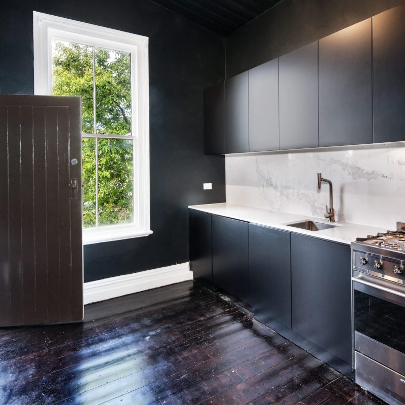 lascelles-overlook-ballarat-accomodation-kitchen-oven